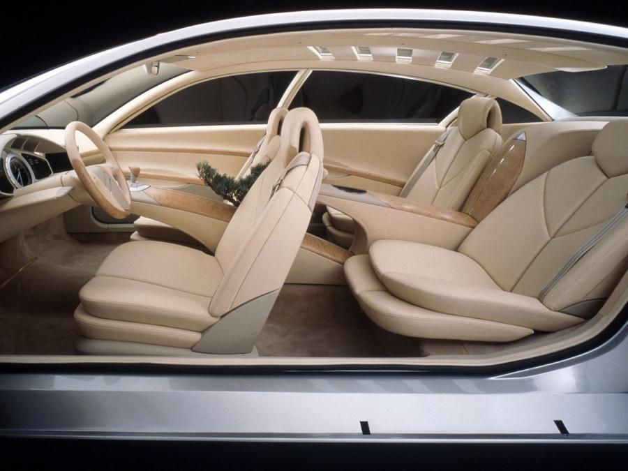  Citroen C6 Lignage Concept 1999 года  (фото 2 из 8)